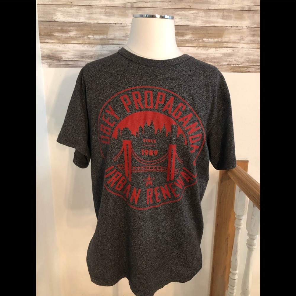 OBEY propaganda t-shirt